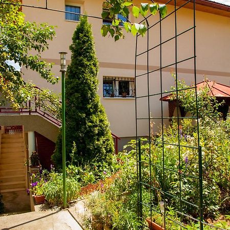 Lavender House Apartment Сараево Екстериор снимка