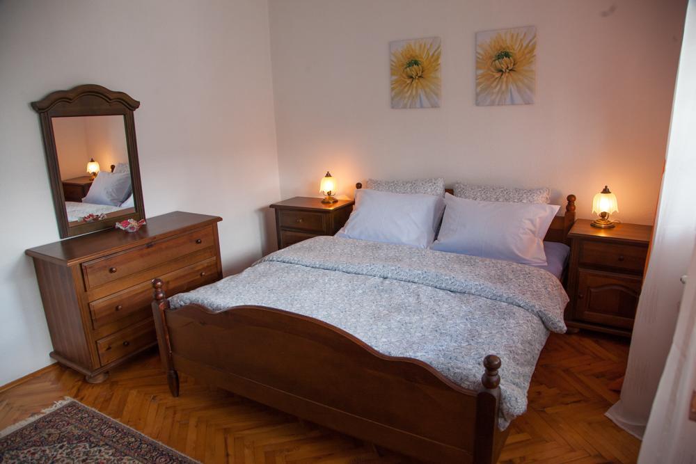 Lavender House Apartment Сараево Стая снимка